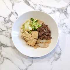 รูปของ 煮込むだけ♪簡単すき焼き風肉豆腐