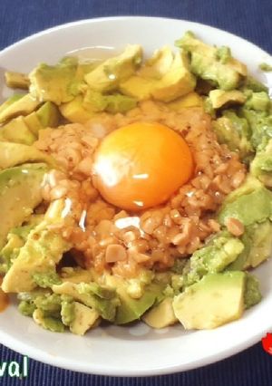 完熟アボカドと納豆を柚子胡椒でピリッと!-レシピのメイン写真