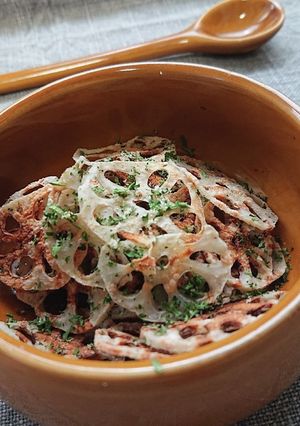 レンジでパリパリ鶏ガラ味れんこんチップス-レシピのメイン写真