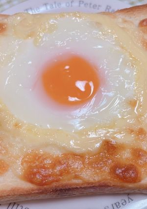 すぐできる！めだまチーズトースト-レシピのメイン写真