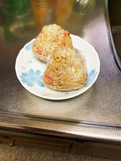 【冷凍・お弁当用】卵とたらこのおにぎり-レシピのメイン写真