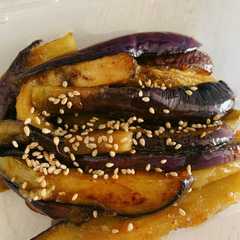 A picture of ナスのバター醤油焼き☾.