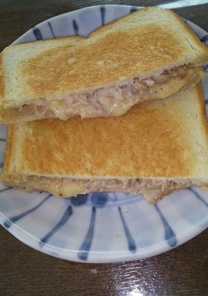 ツナとチーズのホットサンド-レシピのメイン写真