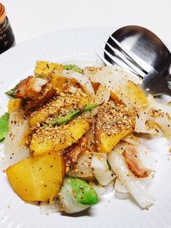 新玉ねぎとじゃがいも炒め デュカ味-レシピのメイン写真