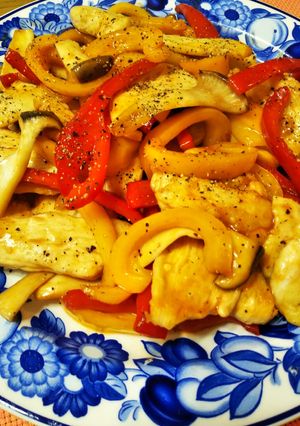 鶏胸肉とパプリカのケチャポン炒め-レシピのメイン写真