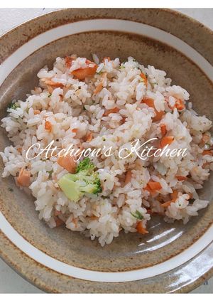 簡単！白だしで鮭炒飯-レシピのメイン写真