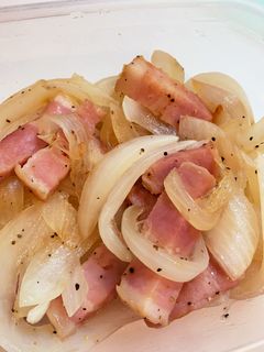 ベーコンと玉ねぎの炒め物-レシピのメイン写真