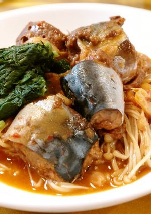 W発酵♡鯖味噌煮缶とえのきのキムチ煮✨-レシピのメイン写真