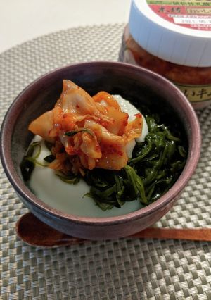 乗せるだけ！キムネバ冷奴-レシピのメイン写真