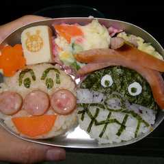 รูปของ アンパンマン★バイキンマン　キャラ弁