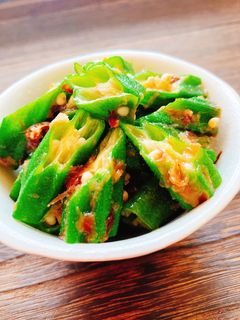 レンジで簡単!オクラの梅おかか和え-レシピのメイン写真