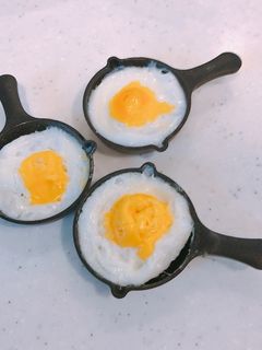 お弁当に、シリコンスキレットの目玉焼き-レシピのメイン写真