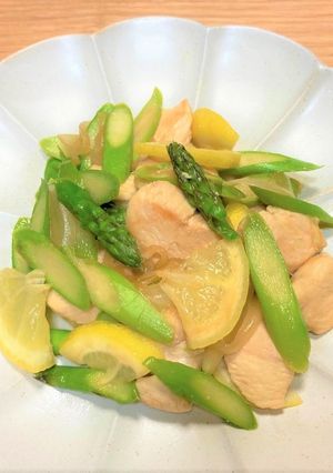 鶏むね肉とアスパラガスのレモン炒め-レシピのメイン写真