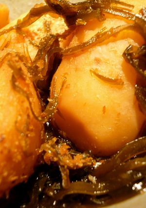 麺つゆで☆里芋の煮っころがしwith昆布-レシピのメイン写真