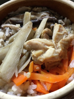 おぎのやの釜de鷄ごぼう炊き込みご飯☆-レシピのメイン写真