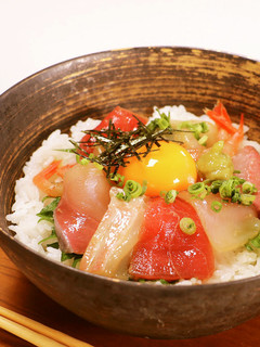 お手軽♪鮮魚の漬け丼-レシピのメイン写真