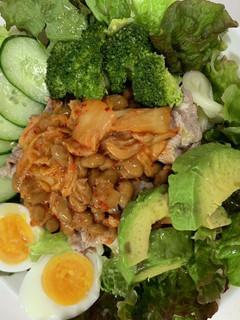 簡単ヘルシー!キムチ納豆でサラダうどん-レシピのメイン写真