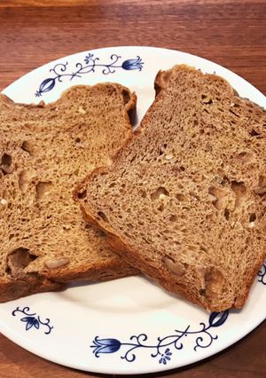 ココナッツ香るHBで作るクルミふすまパン-レシピのメイン写真