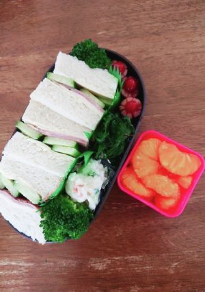 JK☆ハム&きゅうりのサンドイッチ弁当♪-レシピのメイン写真