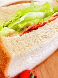 ベーコンレタスバーガー風♡サンドイッチ♡-レシピのメイン写真