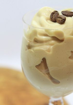材料三つ！4分でコーヒークリーム-レシピのメイン写真