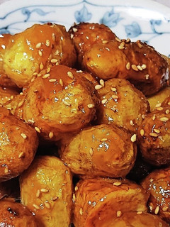 ごはんに合う♪丸ごと新じゃがの甘味噌炒め-レシピのメイン写真