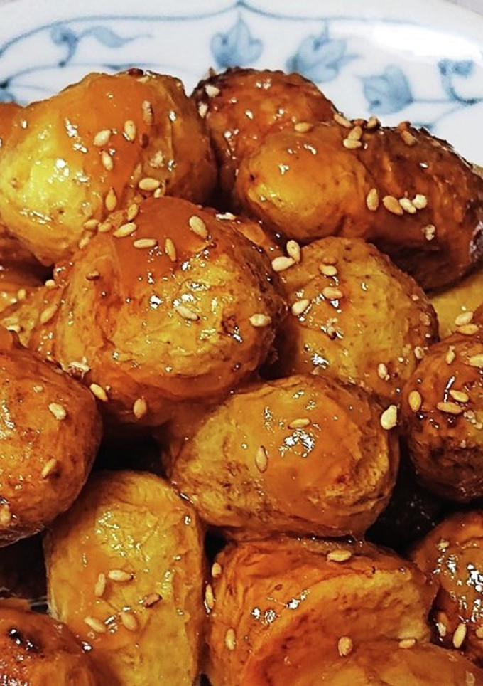 ごはんに合う♪丸ごと新じゃがの甘味噌炒め-レシピのメイン写真
