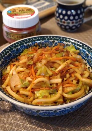 簡単！キムチと春キャベツの焼きうどん-レシピのメイン写真