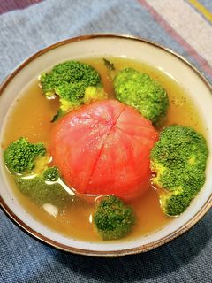 レンジで丸ごとトマト&ブロッコリースープ-レシピのメイン写真