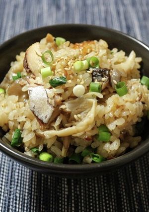 鯖缶と舞茸のさっぱりごはん-レシピのメイン写真