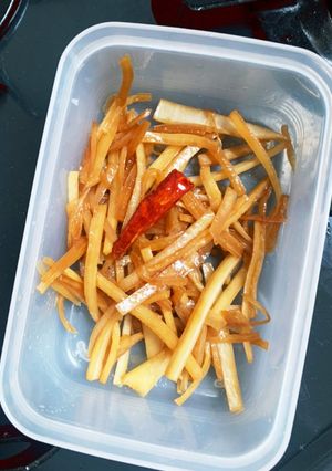 大根の皮できんぴら-レシピのメイン写真