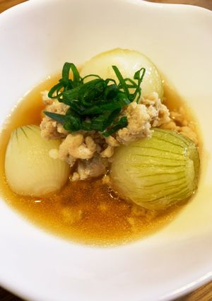 ゆかりのイブクロ 新玉ねぎの煮付け-レシピのメイン写真