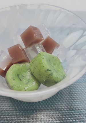 よもぎのかわりに春菊で草団子！-レシピのメイン写真