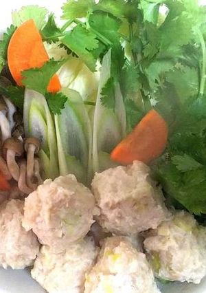 鶏団子鍋-レシピのメイン写真