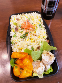 炒飯中華弁当 焼売と海老チリ-レシピのメイン写真
