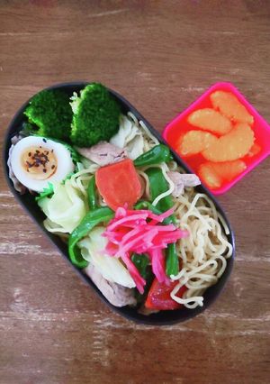 JK☆野菜たっぷり塩焼きそば弁当♪-レシピのメイン写真