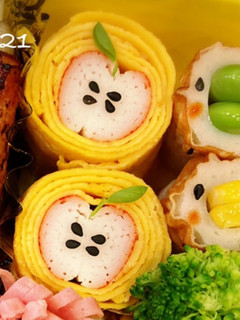 お弁当にカニカマで林檎な玉子焼き-レシピのメイン写真
