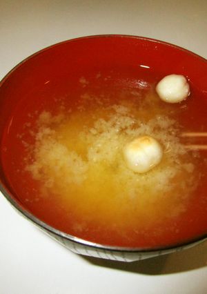 みそ汁（わかめ・白玉麩）-レシピのメイン写真