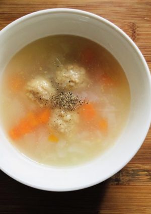 業務スーパーの肉だんごで作る優しいスープ-レシピのメイン写真
