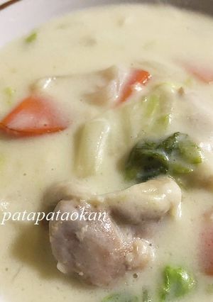 白菜と鶏モモ肉のクリーム煮-レシピのメイン写真