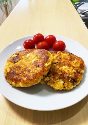 簡単！キムチ豆腐ハンバーグ-レシピのメイン写真