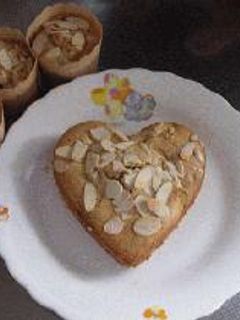 チョコアーモンド生クリームケーキ-レシピのメイン写真