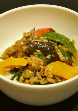 夏野菜とひき肉のピリ辛炒め-レシピのメイン写真
