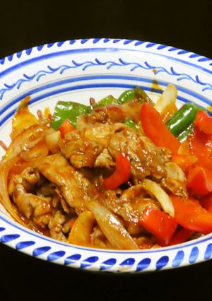 豚肉と玉ねぎとパプリカのケチャップ炒め-レシピのメイン写真