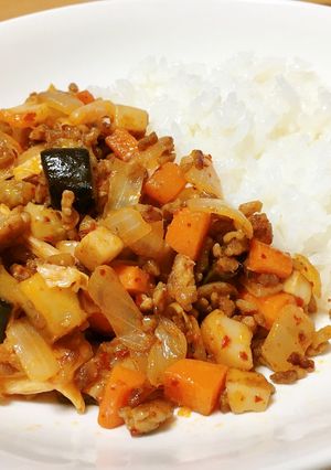 ご飯がすすむ!キムチ入りキーマカレー-レシピのメイン写真