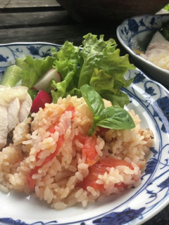 丸ごとトマトご飯*入れて炊くだけ!-レシピのメイン写真