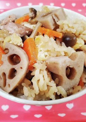 シャキシャキ蓮根の炊き込みごはん-レシピのメイン写真
