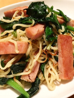 ほうれん草とスパムの焼きそばナンプラー味-レシピのメイン写真