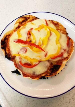 餃子の皮でハムチーズクリスピーピザ-レシピのメイン写真