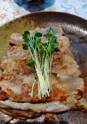 お手軽☆豚もも肉の塩麹焼き☆-レシピのメイン写真
